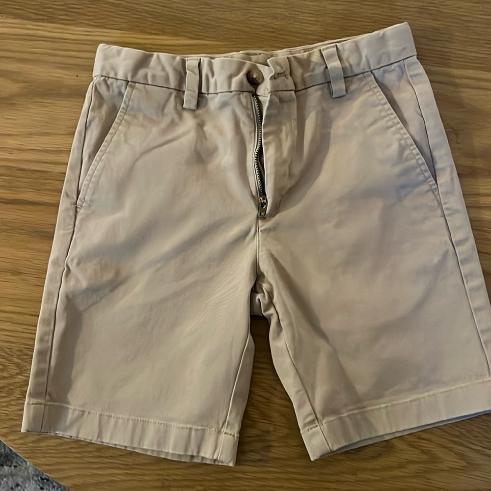 Vineyard Vines boys khaki shorts